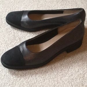 Salvatore Ferragamo flat shoes